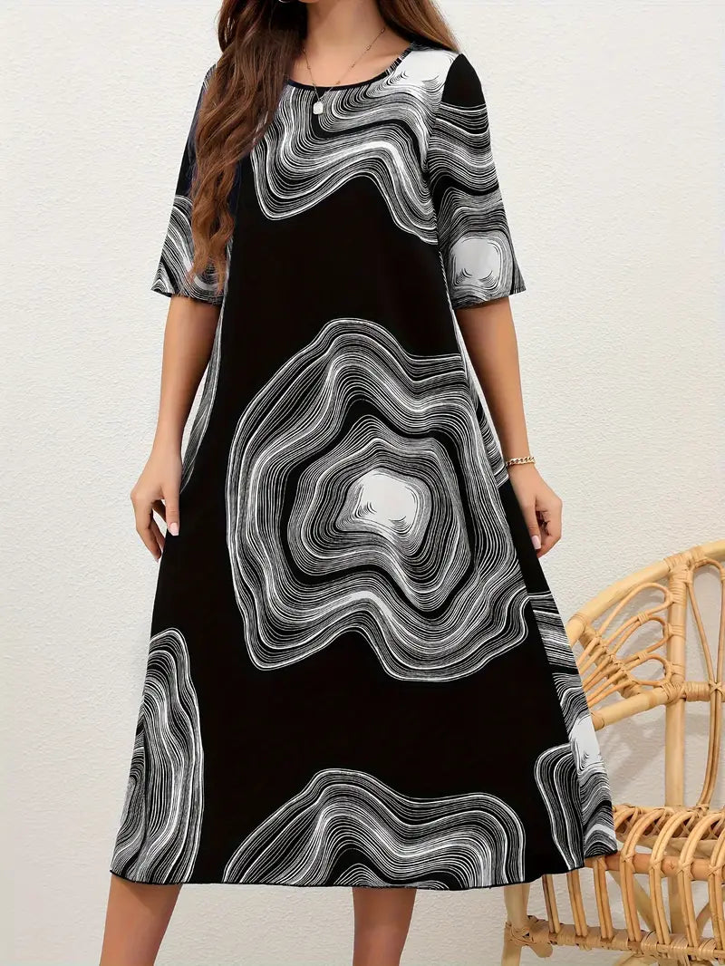 Nora loose maxi dress with graphic print and crew neck