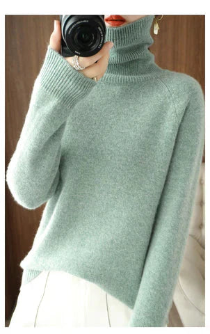 Brianna - soft warm cozy knitted sweater made of cashmere