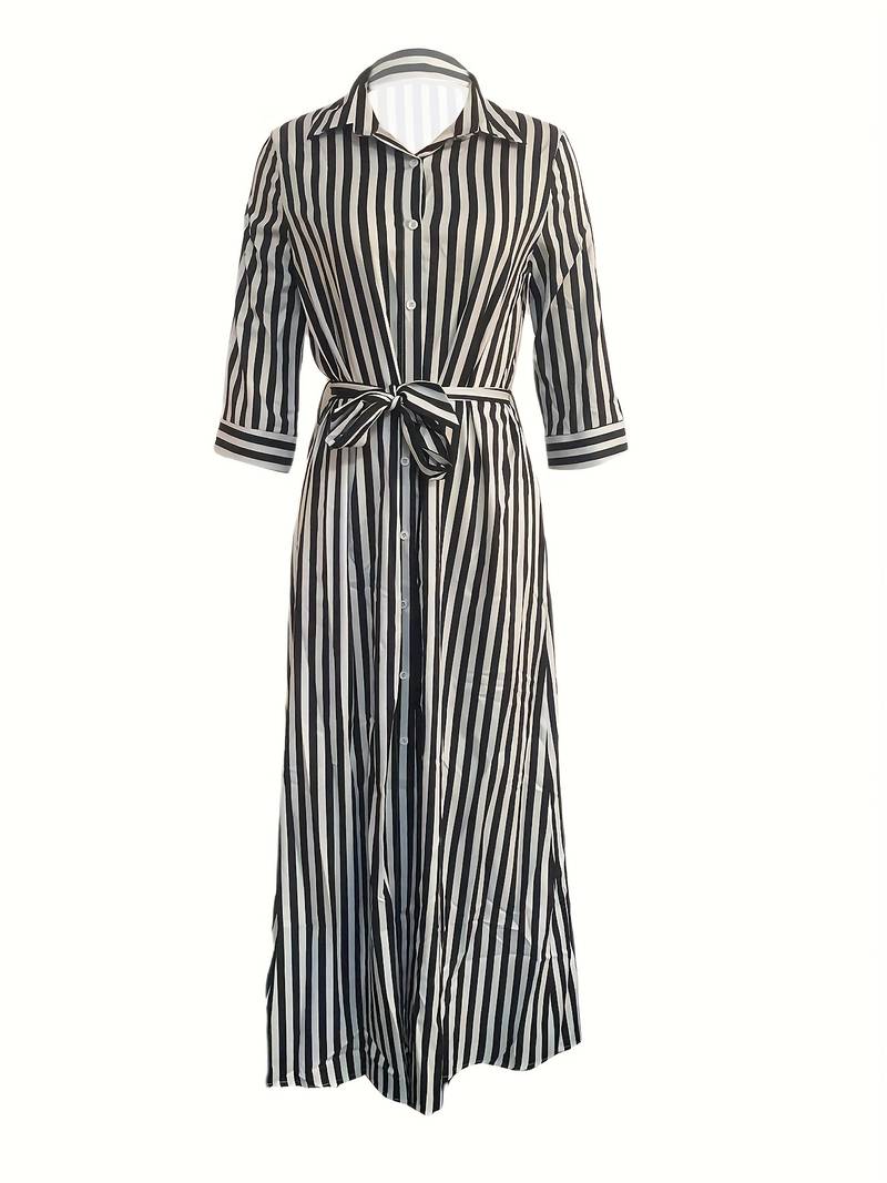 Aria – maxi dress with striped print and button front