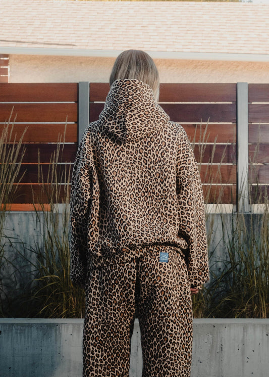 Lucia™ - Cheetah print jumpsuit and sweatshirt set