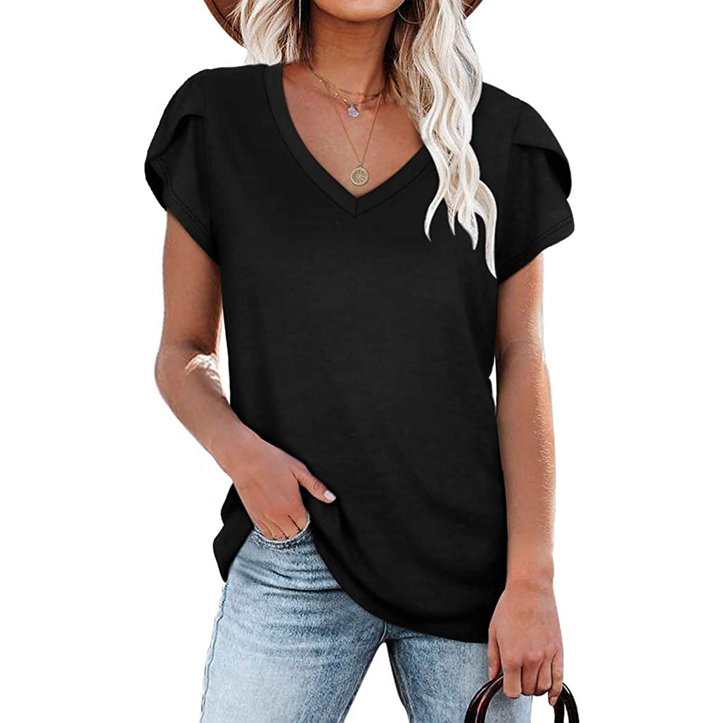 Charlotte heart print v-neck t-shirt