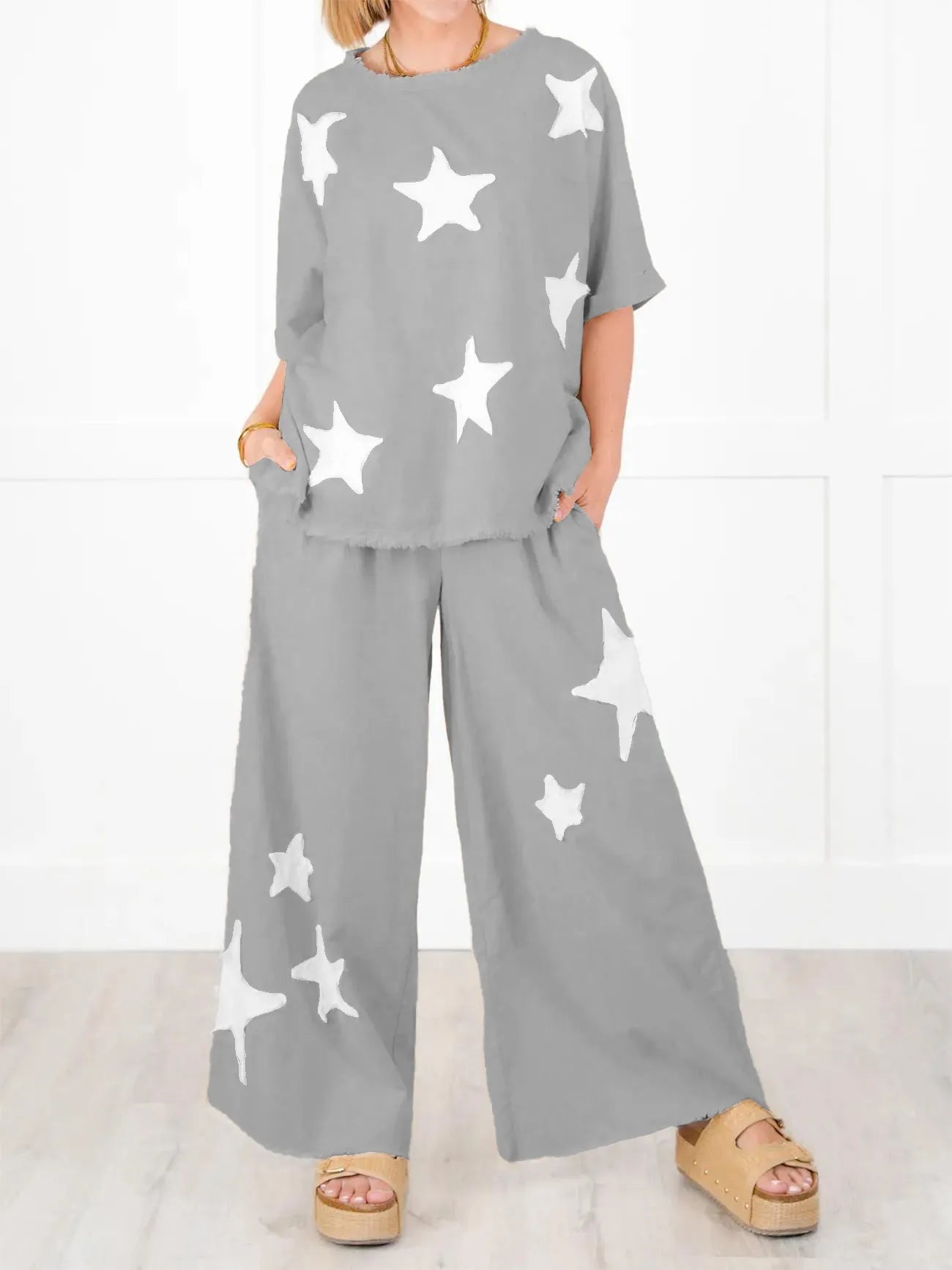 Pants and shirt set with star details