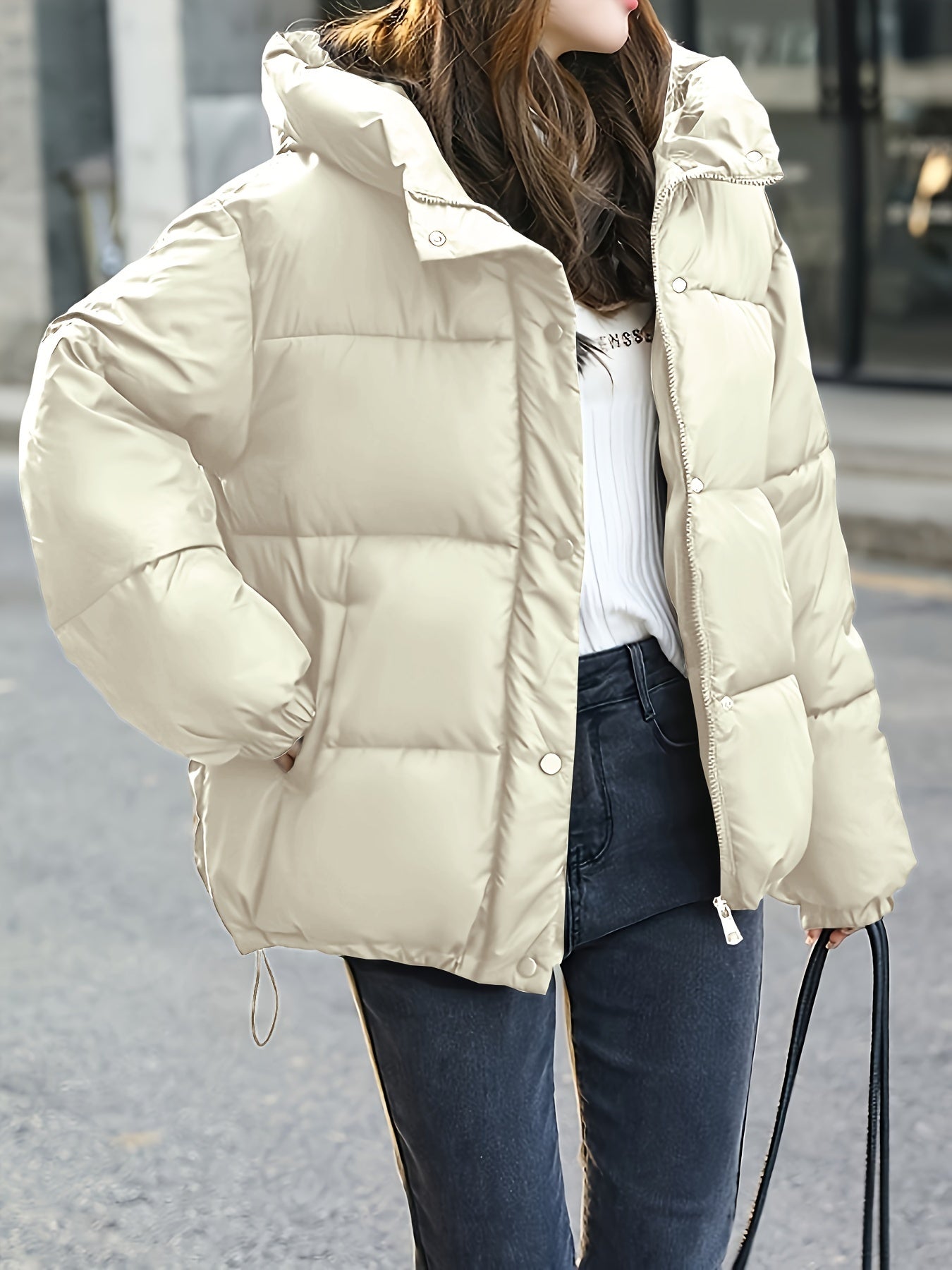 Elegant Short Warm Pufferjacket with Capuchon for Women | Perfect for Casual Days