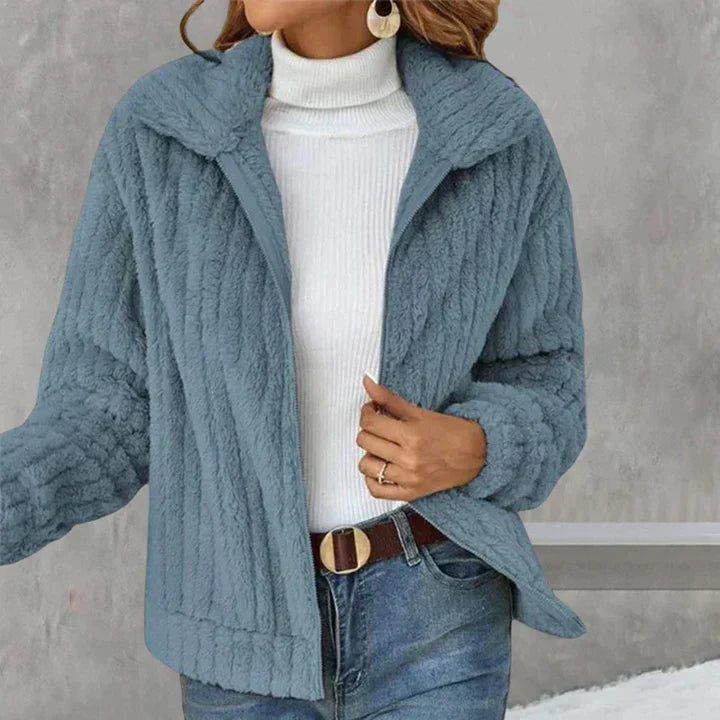 Dyana - cosy and stylish fleece jacket for women