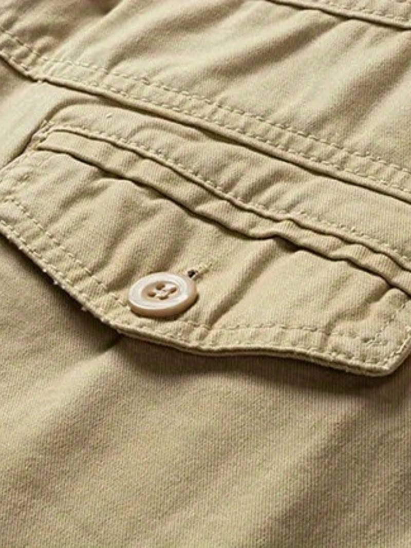 Benjamin – cotton cargo shorts in a classic design