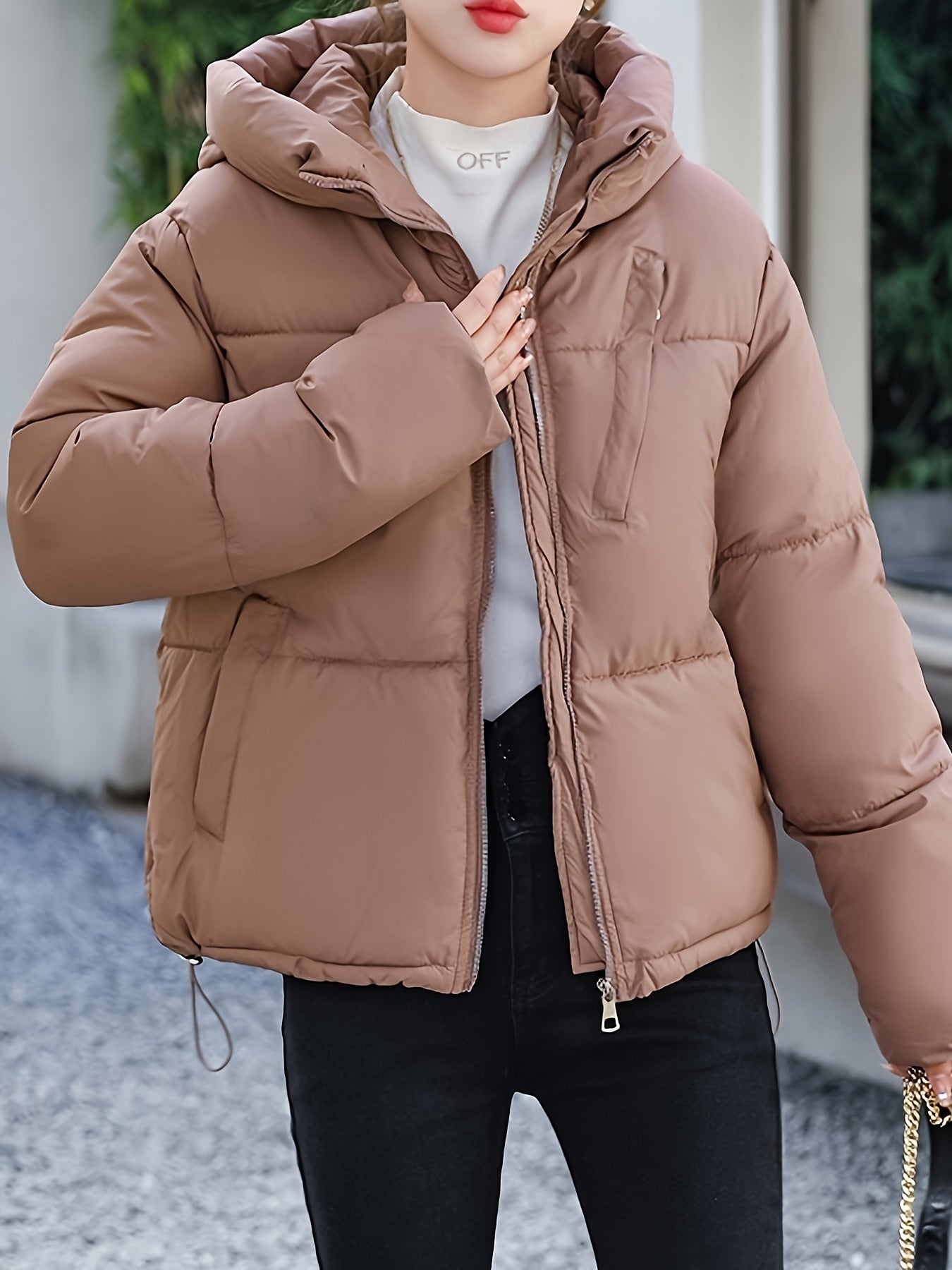 Elegant Short Puffer Winter Jacket with Capuchon for Women | Perfect for Outdoor Activities