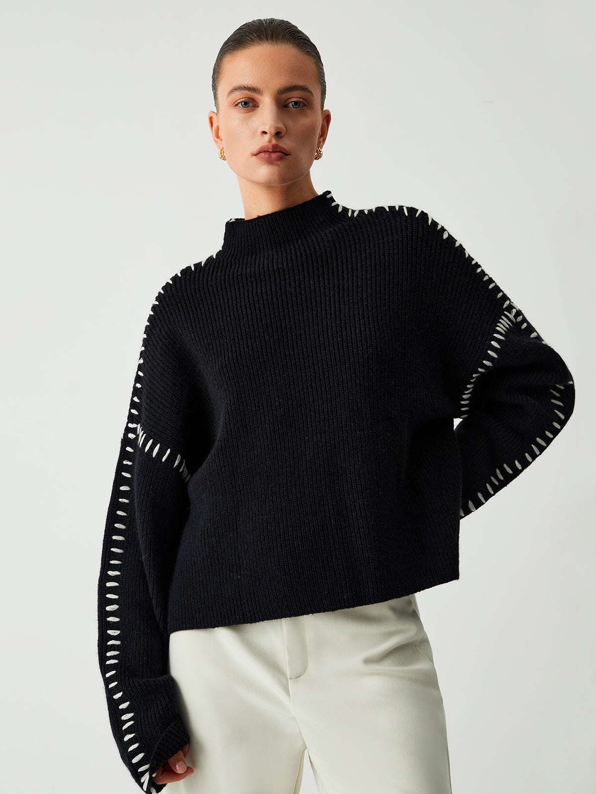 Alma™ - High Neck Pullover