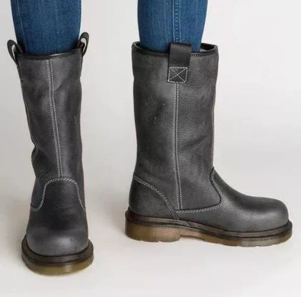 MILENAS - stylish and comfortable boots for winter