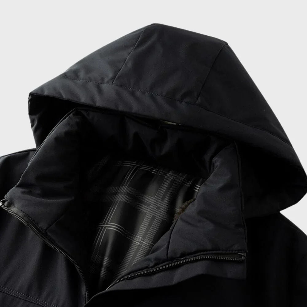 Thick and waterproof jacket for winter