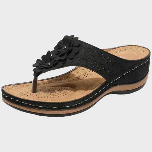 Trendy women's flip flops