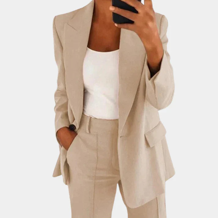 Stylish blazer set for women