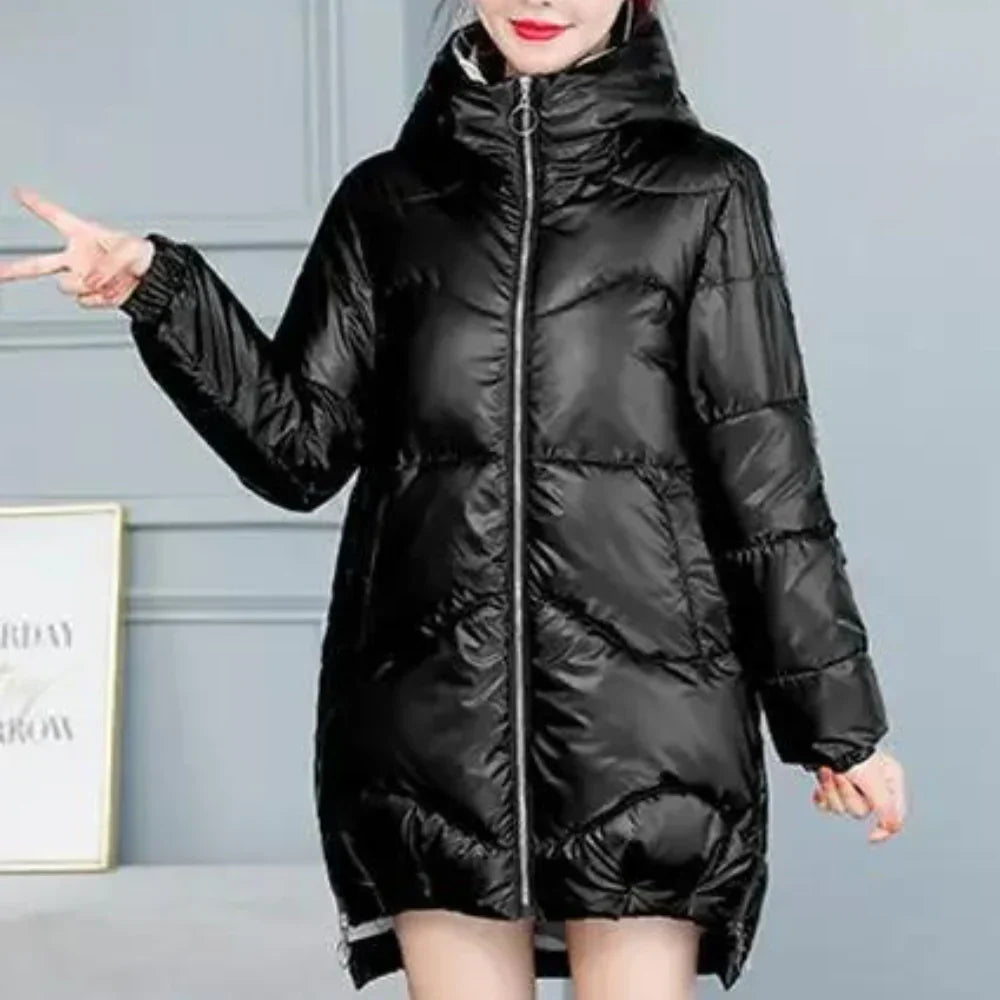 Amelia - comfortable women's coat with warm hood