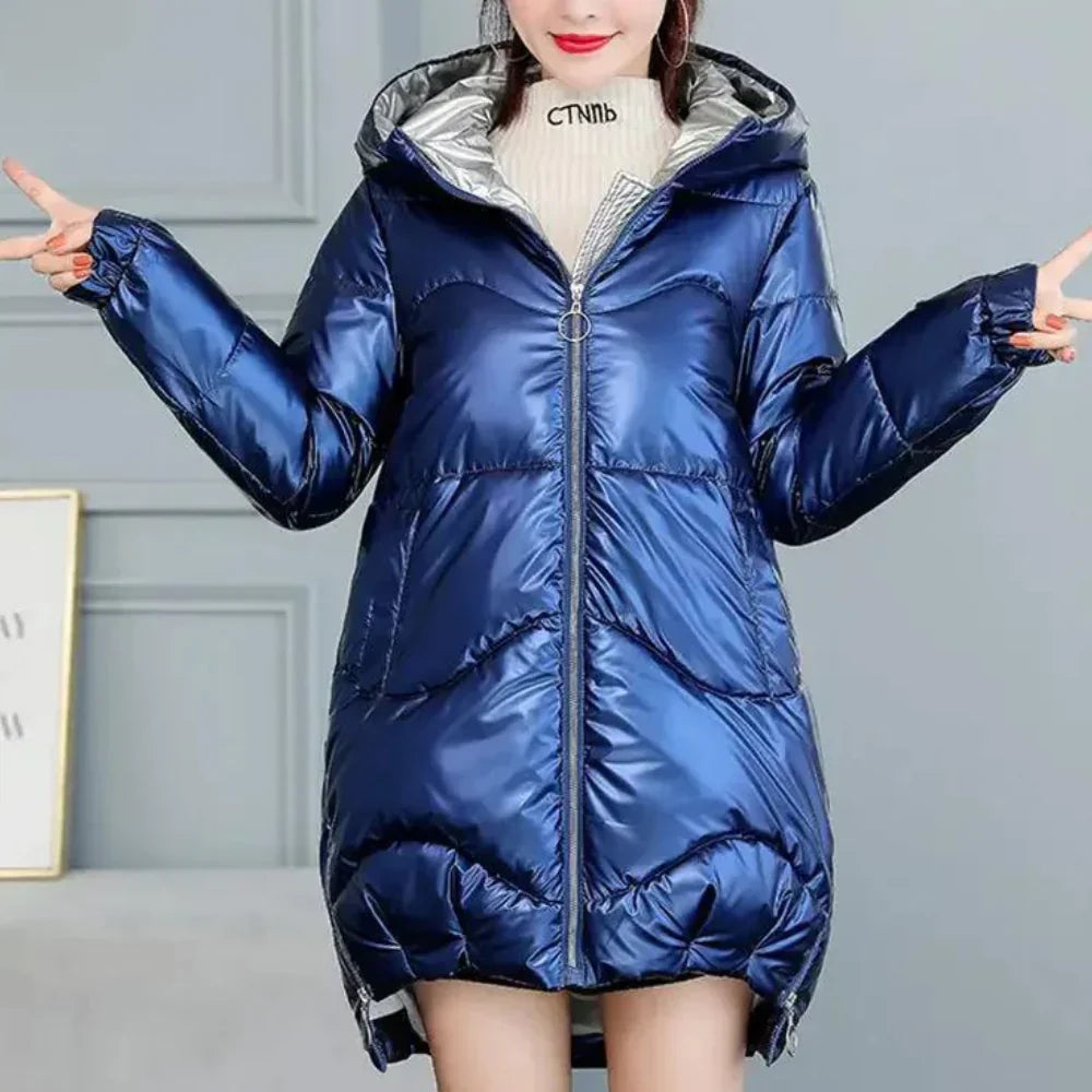 Amelia - comfortable women's coat with warm hood