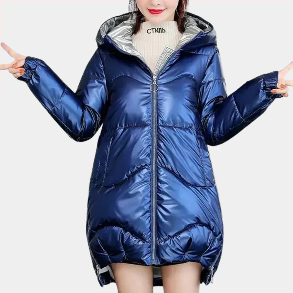 Amelia - comfortable women's coat with warm hood