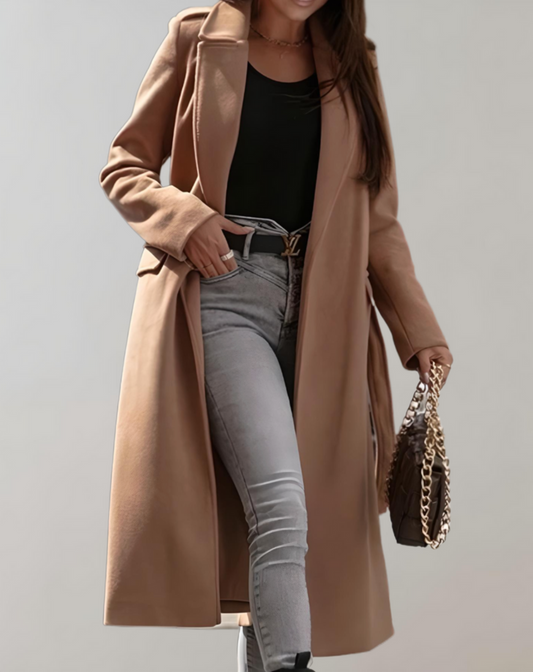 Venita | long coat with side pockets and zipper closure