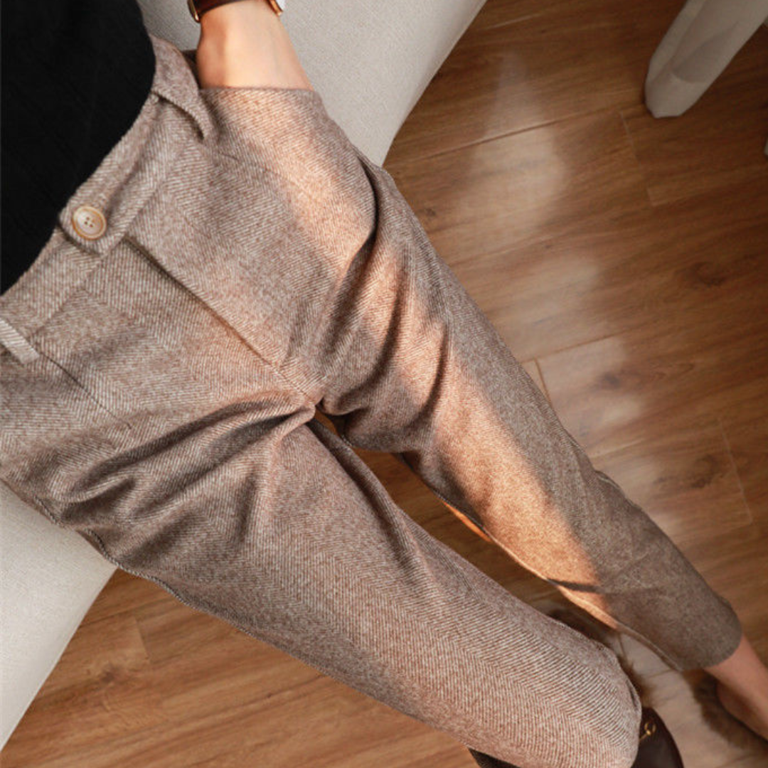 Lana - women's trousers made of cotton and linen