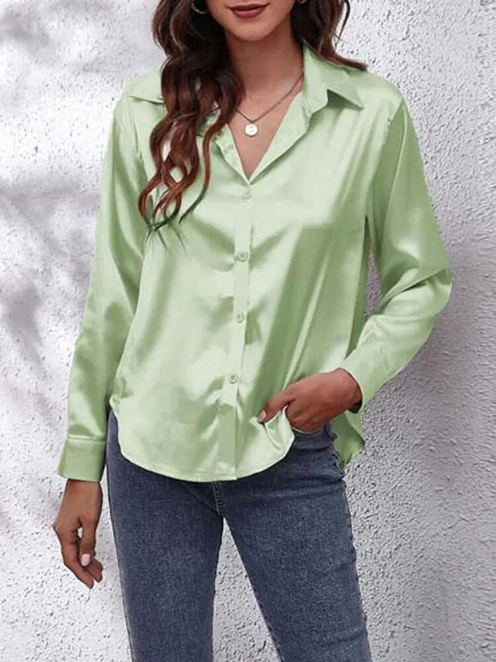 Kendra – versatile and modern satin shirt