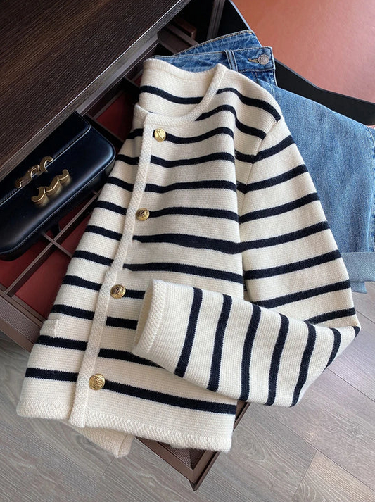 Stella l sweater with o-neck and stripes