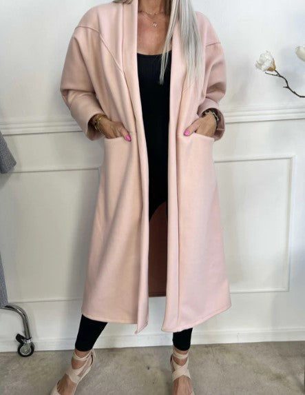 Annah - oversized coat with clear seams and pockets