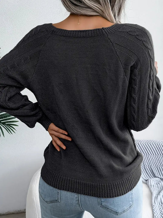 Ursa l sexy and fashionable knitted sweater for women