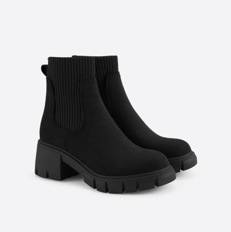 Neva | British style block martin boots