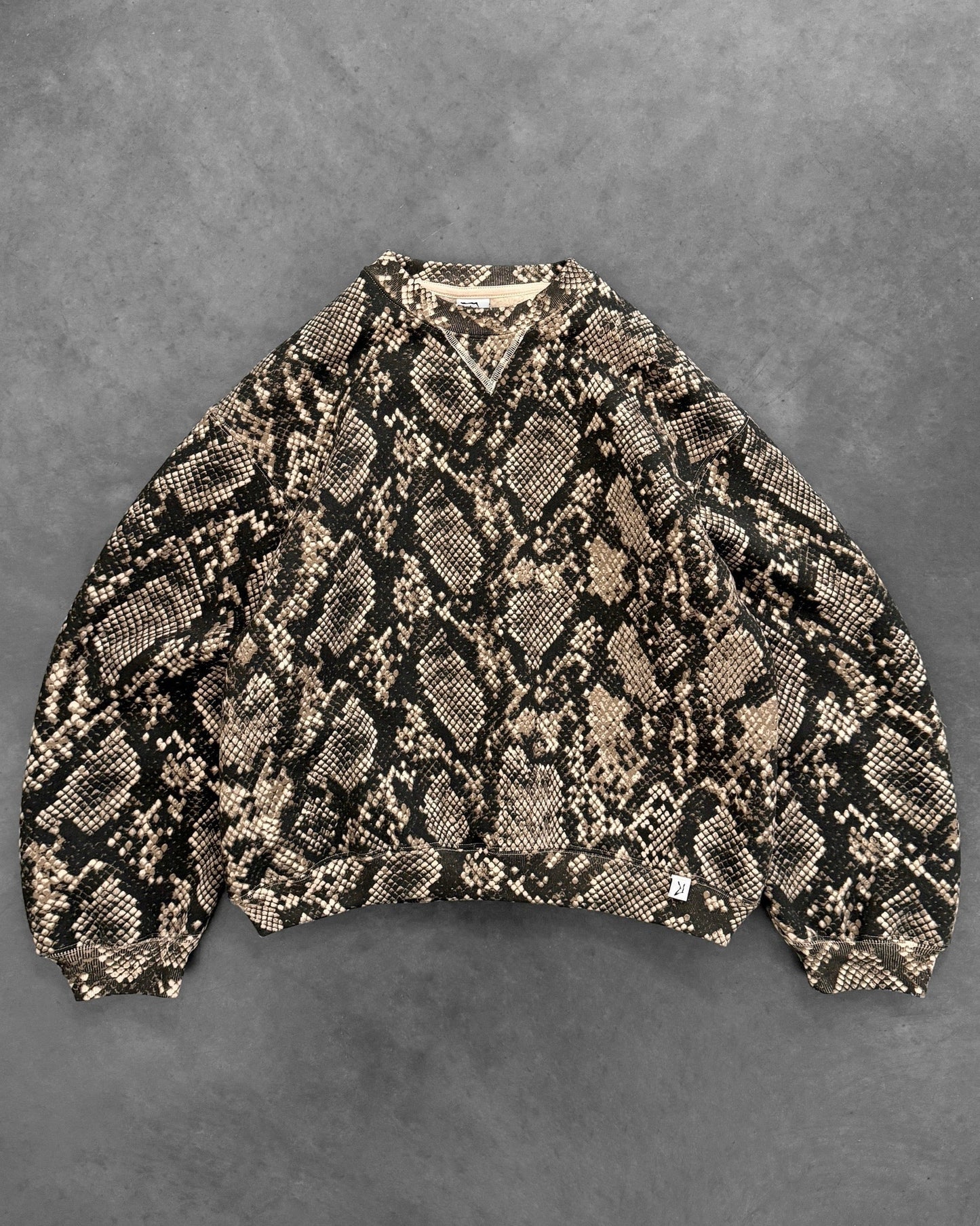 Toby™- Snake print sweatshirt