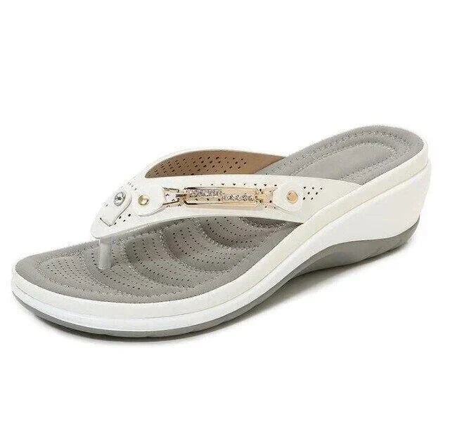 Hatty - softly padded flip-flop sandals