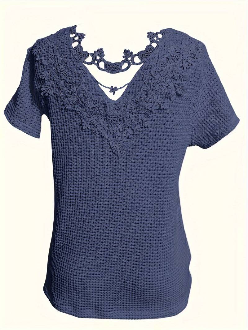 Amelia – contrast lace t-shirt with crew neck