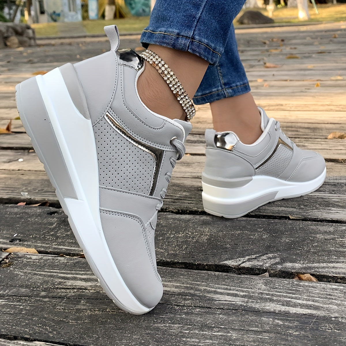 Casual Solid Color Casual Sneakers for Women | Perfect for Everyday Wear