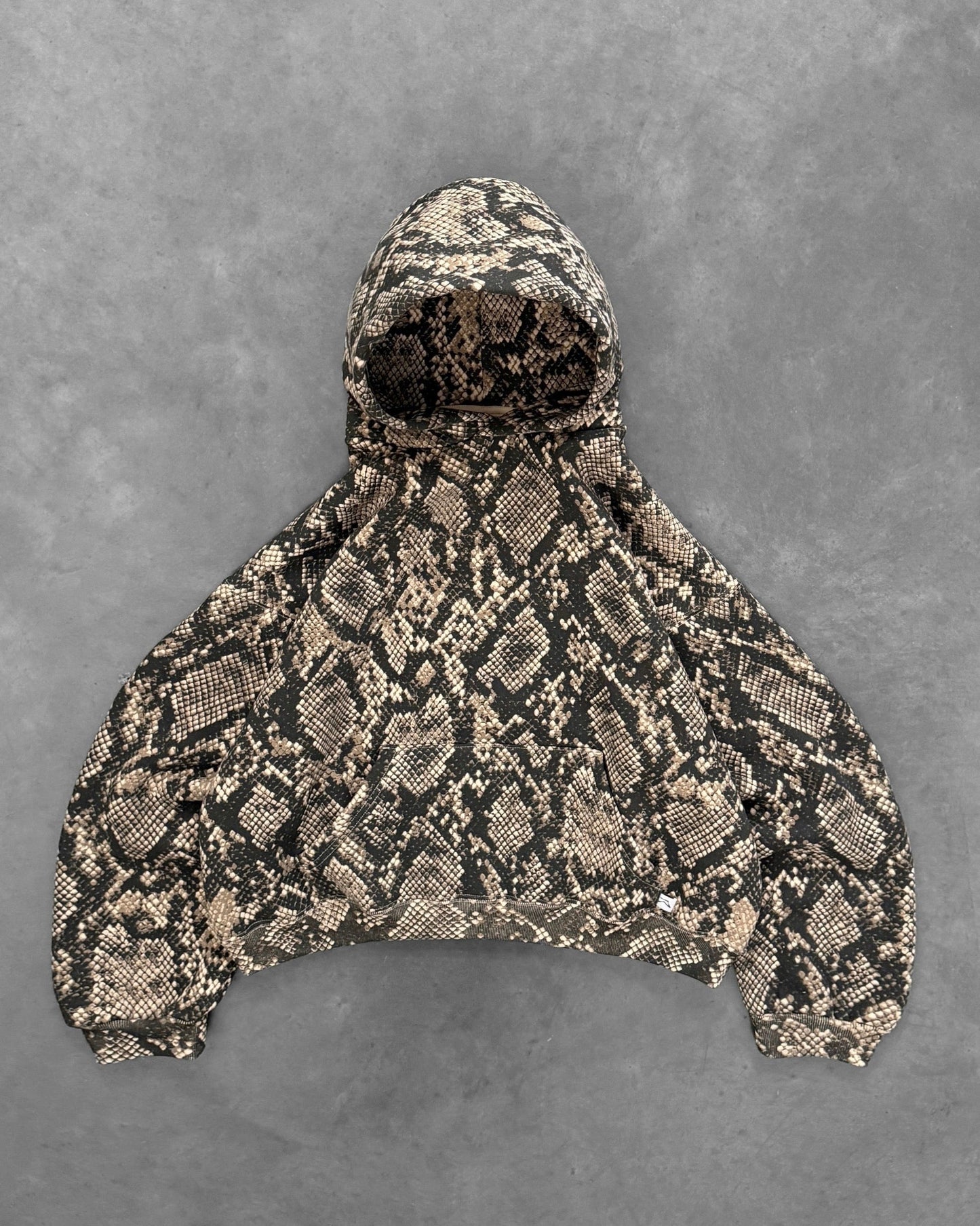 Toby™- Snake print sweatshirt