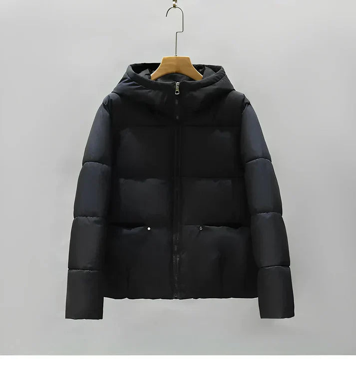 Warm - women's winter coat 2024: elegant puffer coat trend