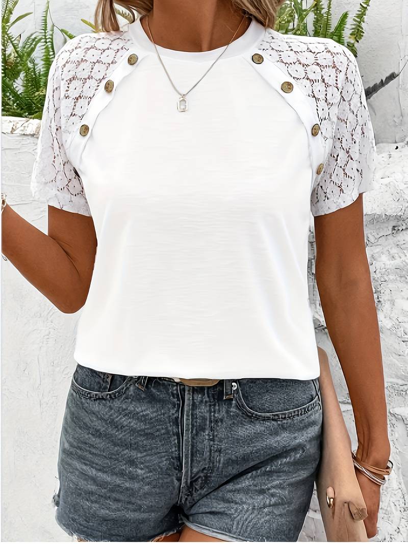 Ophelia – elegant short-sleeved t-shirt with a crew neck