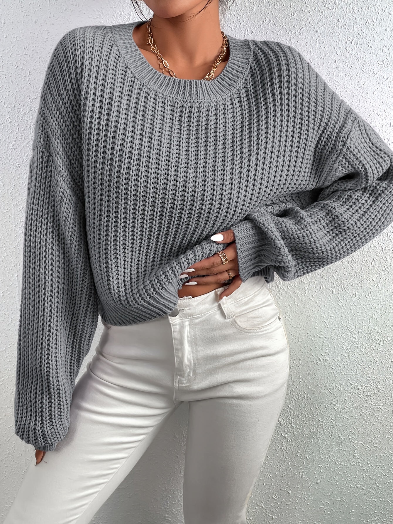 Casual Cotton Solid Color Knit Sweater with Round Neck Design for Women | Ideal for Autumn