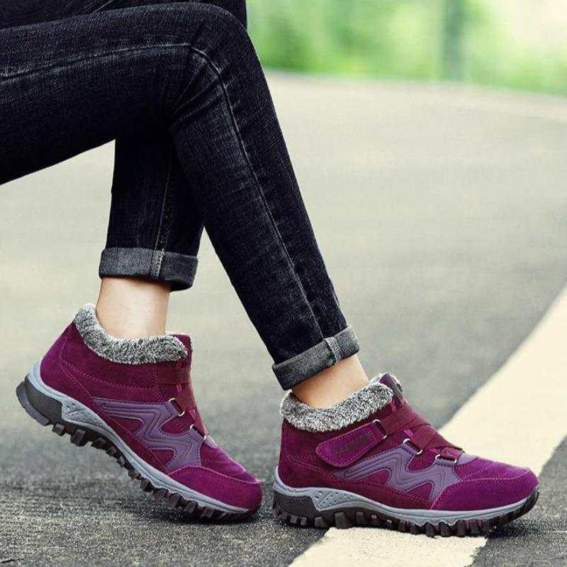 Nila - women's winter shoes with inner lining