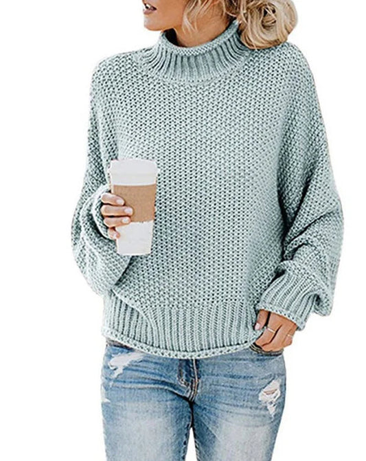 Rovie | thick sweater with a high neckline