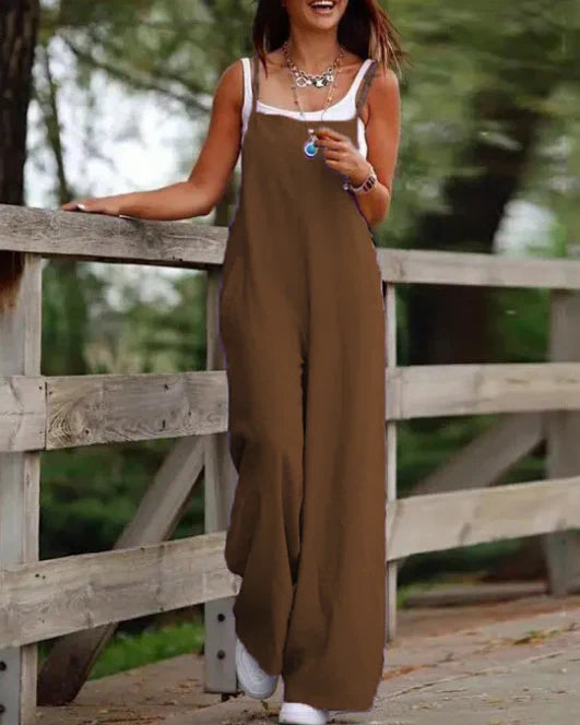 Nora – beige jumpsuit elegance