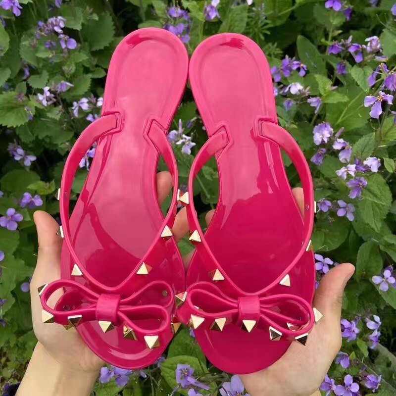 Studded bow-knot flip-flops sandals